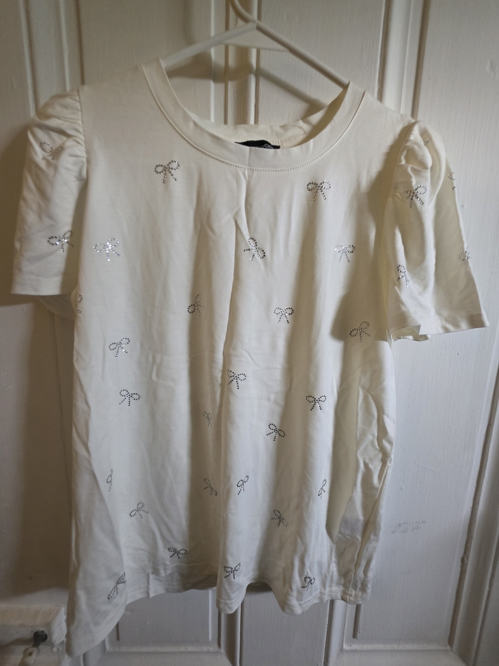 Women's Cream Short-Sleeve Tee with Sparkle Bow Accents